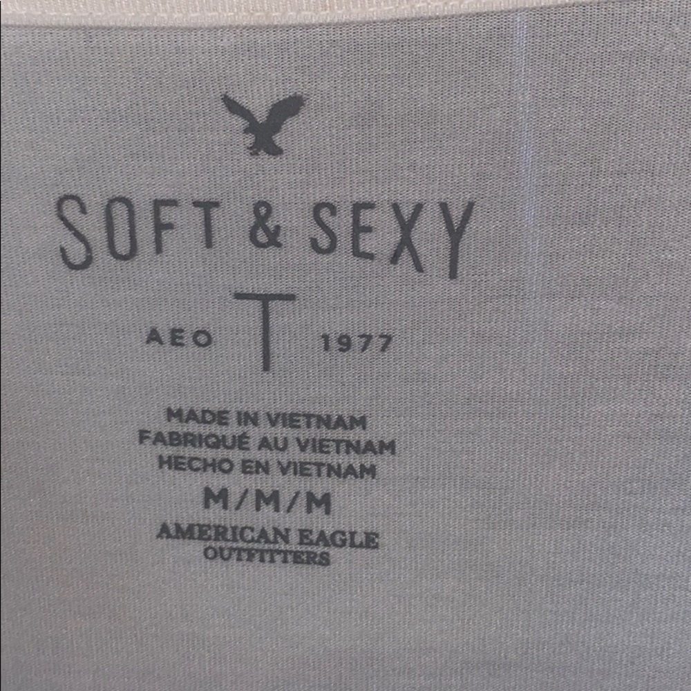 t-shirt - Picture 2 of 2